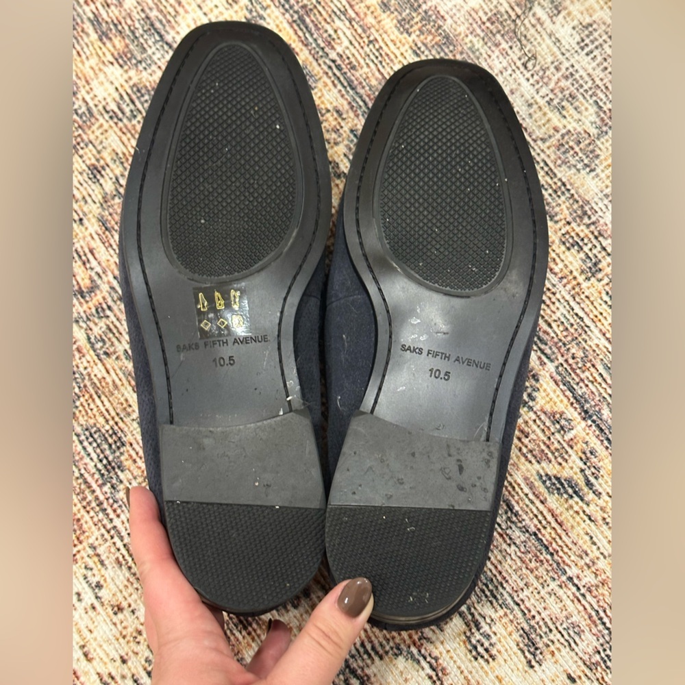 LIKE NEW Saks Fifth Avenue DOMINIC 2 Navy Perforated Suede Loafers 10.5 - Picture 3 of 5